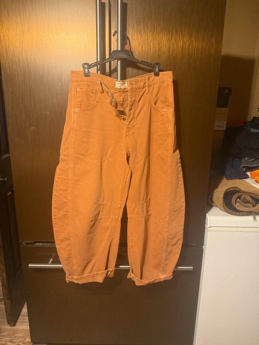 We the free barrel jeans sz 28 very soft denim in this pr